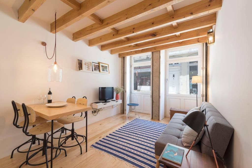 Pinporto Downtown Apartment Exterior photo